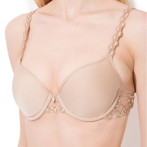 Бюстгальтер плотная чашка Chantelle